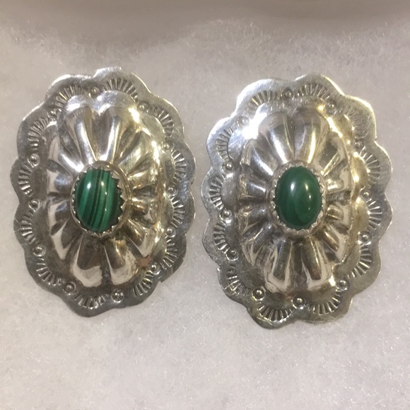 Vintage Navajo Sterling Silver Green Malachite Large Oval Post Earrings Signed - Picture 4 of 16